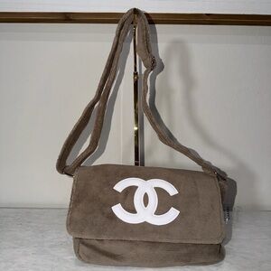 Chic Brown Suede Shoulder Bag